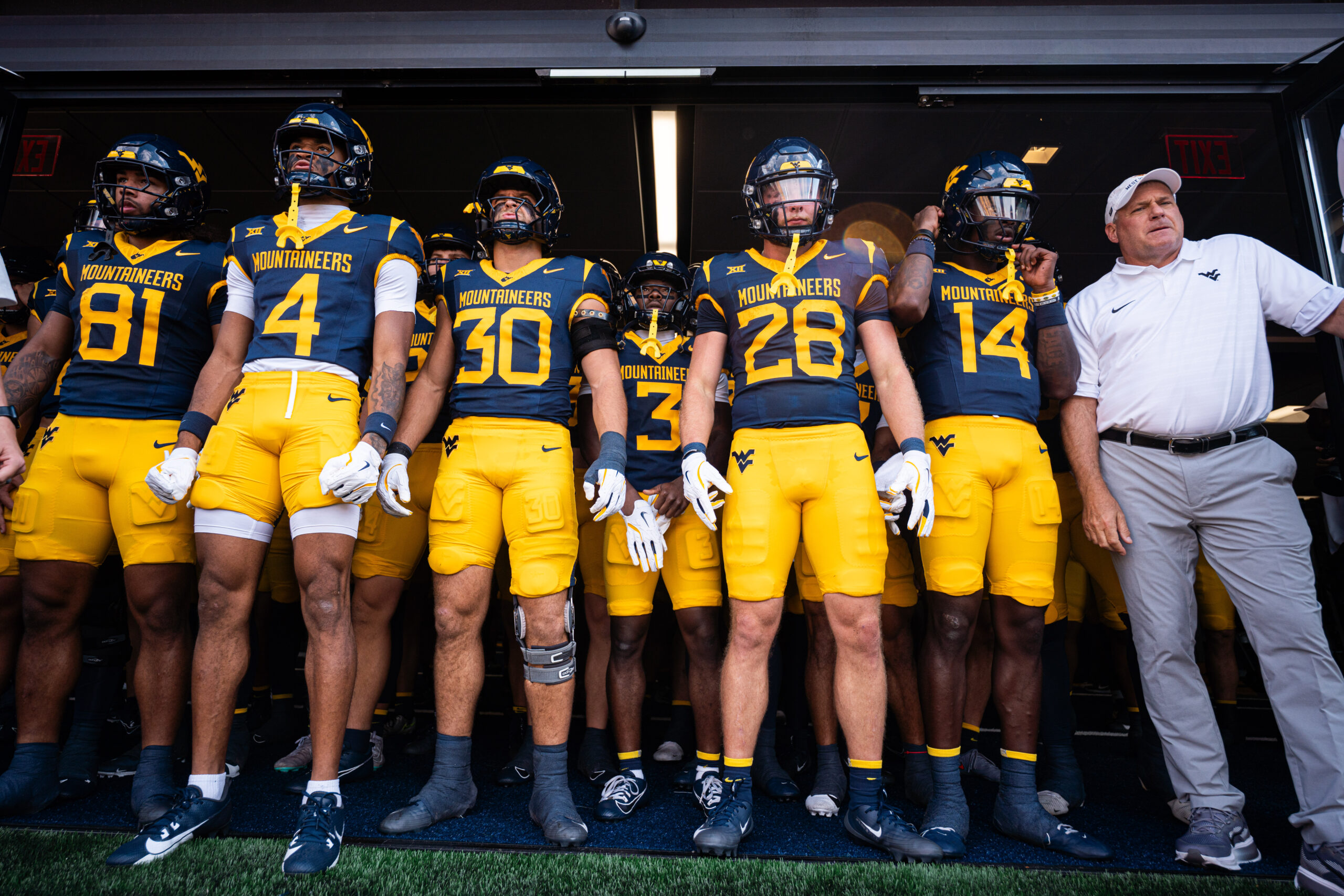 West Virginia football picks up two commitments, including 3-star QB